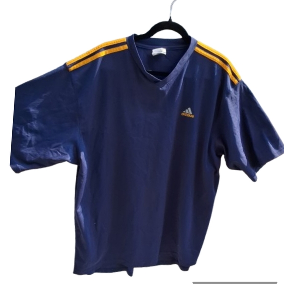 Adidas V neck tee‎ XL - Picture 1 of 5